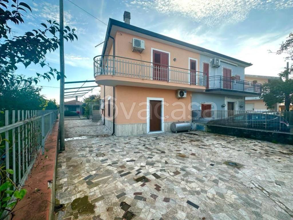 Villa in vendita a Capaccio Paestum via sandro pertini, 324