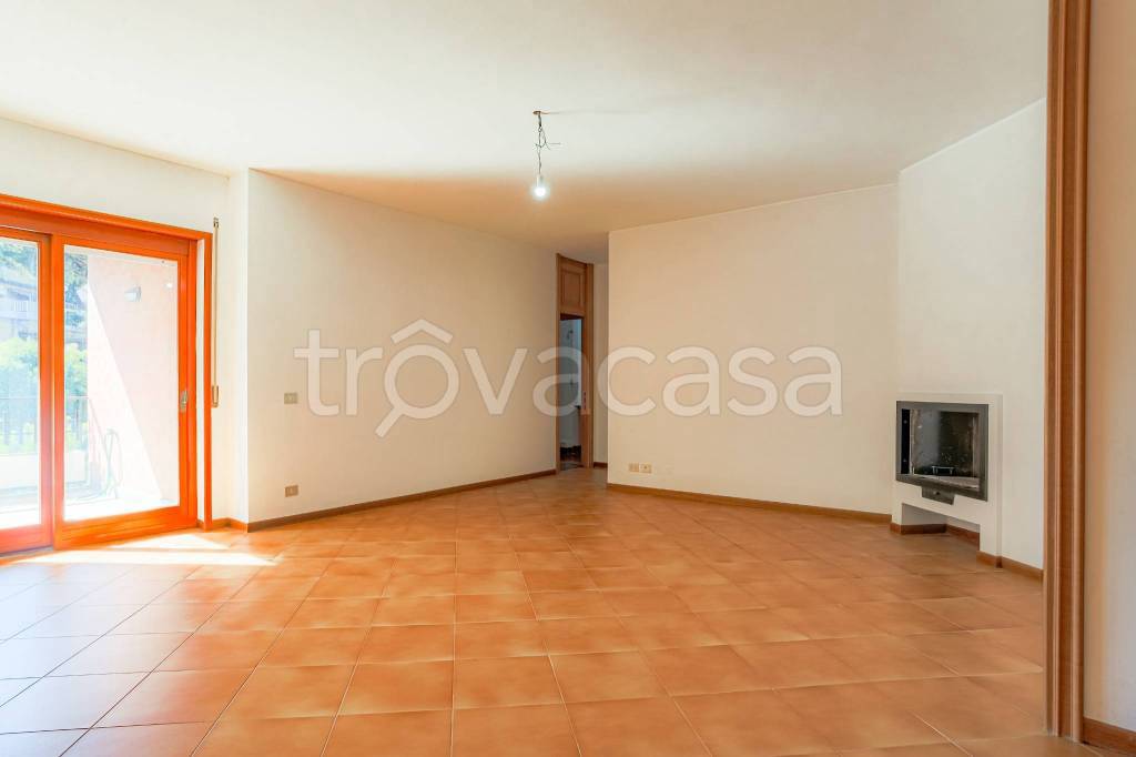 Appartamento in vendita a Roma via Vallombrosa