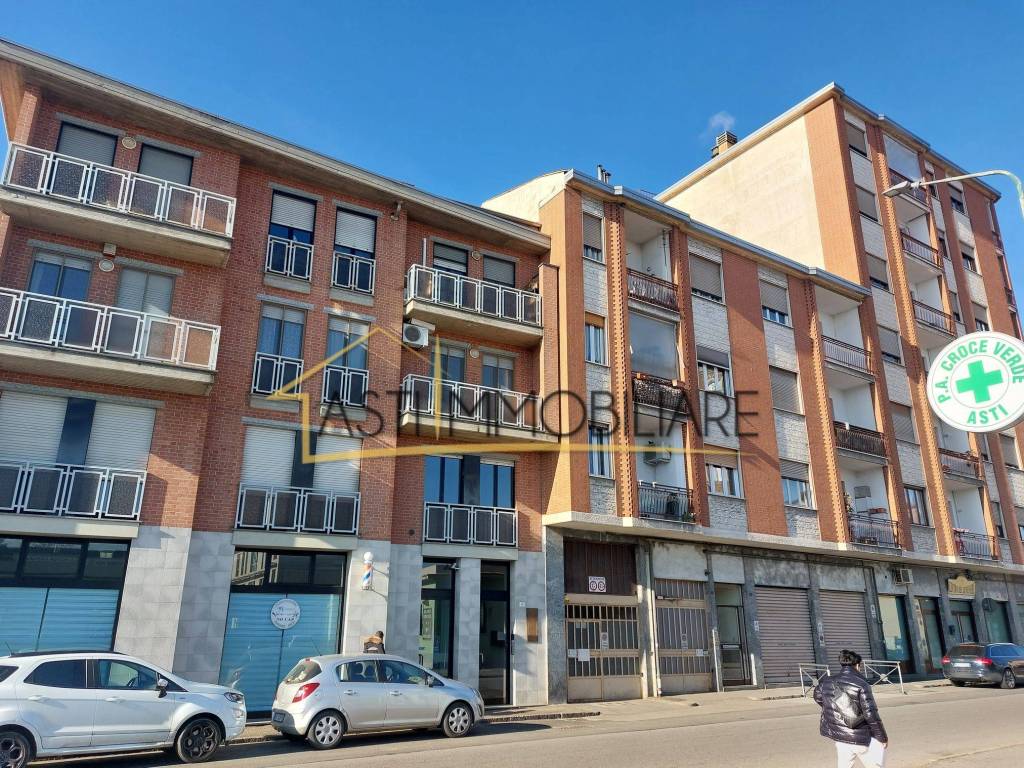 Appartamento in vendita ad Asti corso Genova, 49