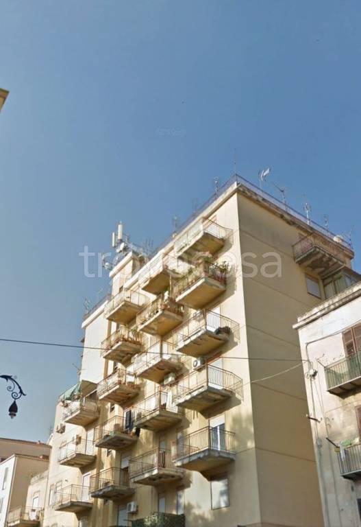 Appartamento in vendita a Palermo via Porta di Castro