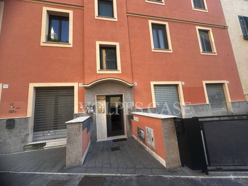 Appartamento in vendita a Roma via Rodolfo Lanciani
