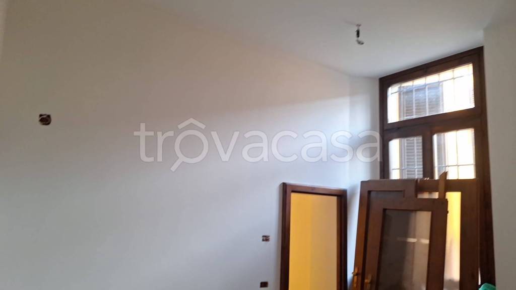Appartamento in vendita a Cassano d'Adda via Stazione, 10
