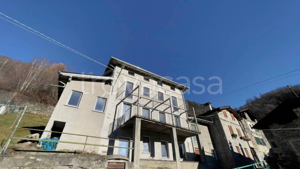 Villa in vendita a Castione Andevenno via Vendolo, 15