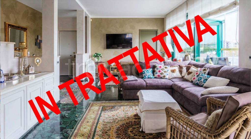 Appartamento in vendita a Milano viale Lunigiana, 42