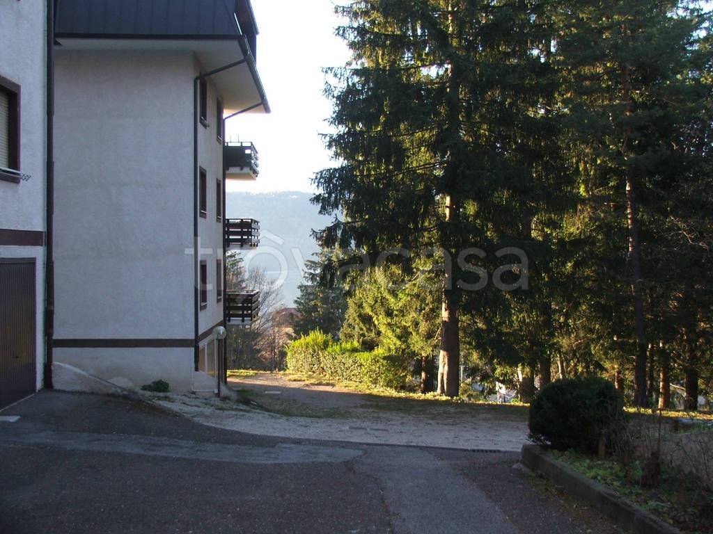 Appartamento in vendita a Ronzone via Mendola, 83