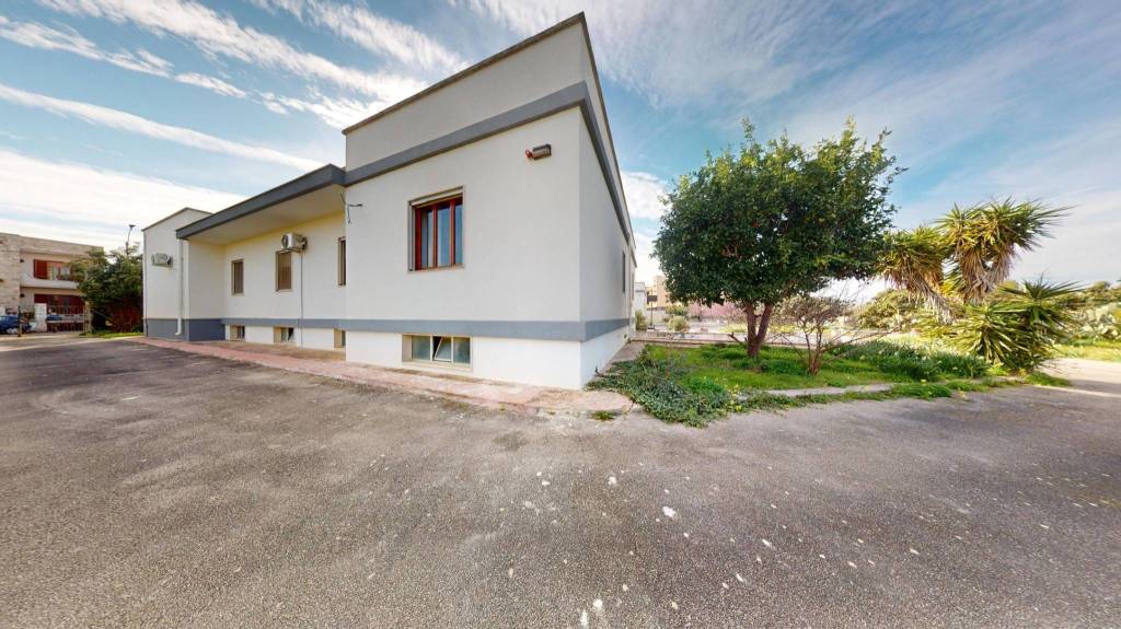 Villa Bifamiliare in vendita a Cavallino via San Cesario, 142