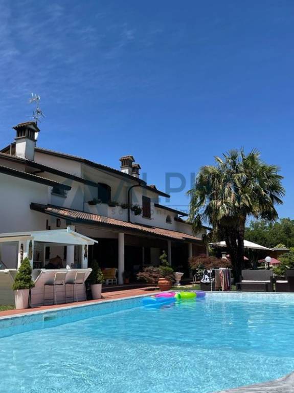 Villa Bifamiliare in vendita a Bertinoro via Aurelio Saffi, 1
