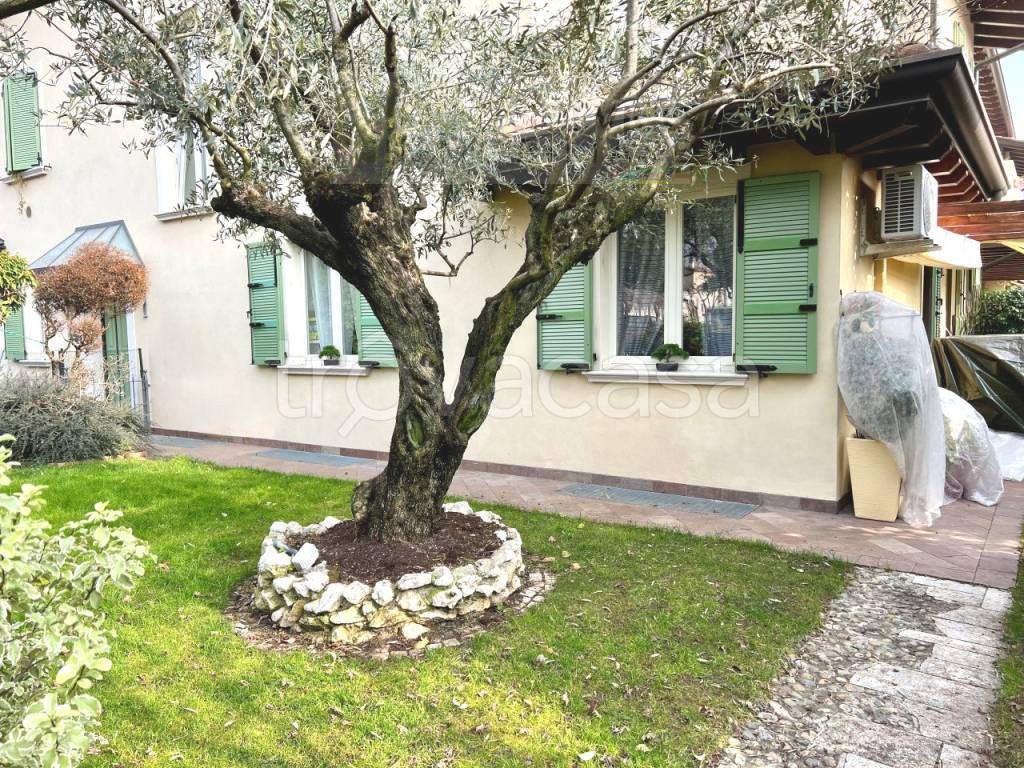 Appartamento in vendita a Botticino via Trento, 27