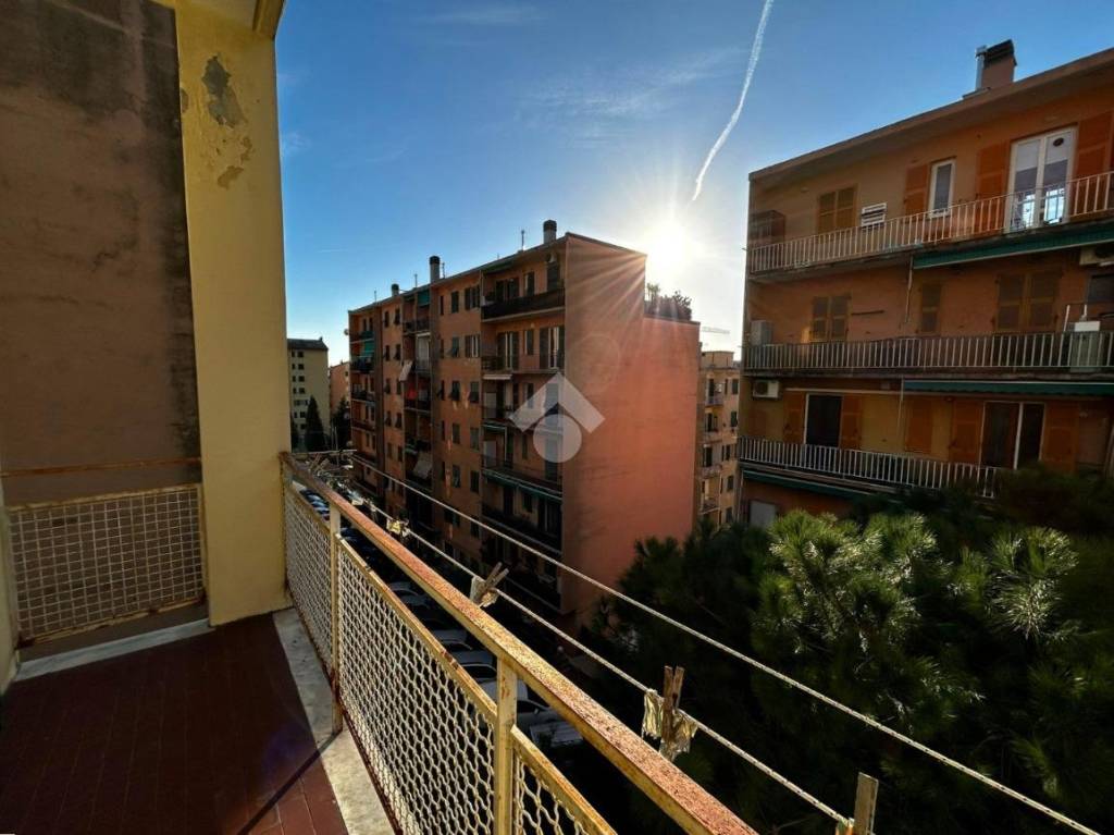 Appartamento in vendita a Genova via Santa Maria del Priano, 5