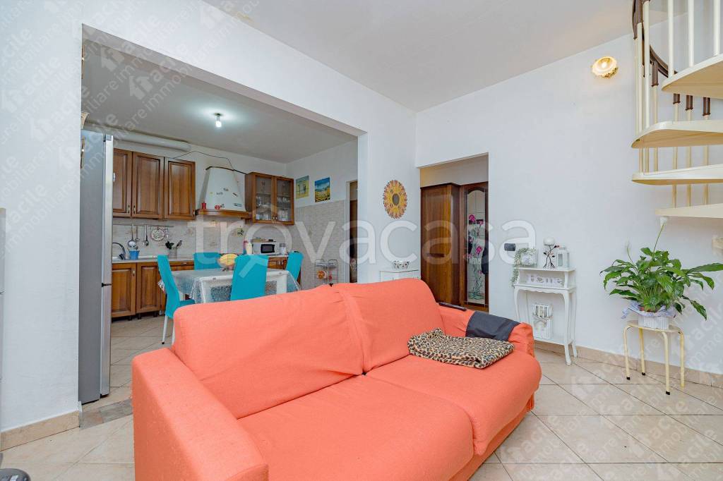 Appartamento in vendita a Casatenovo via Roma, 114, 23880 Casatenovo lc, Italia