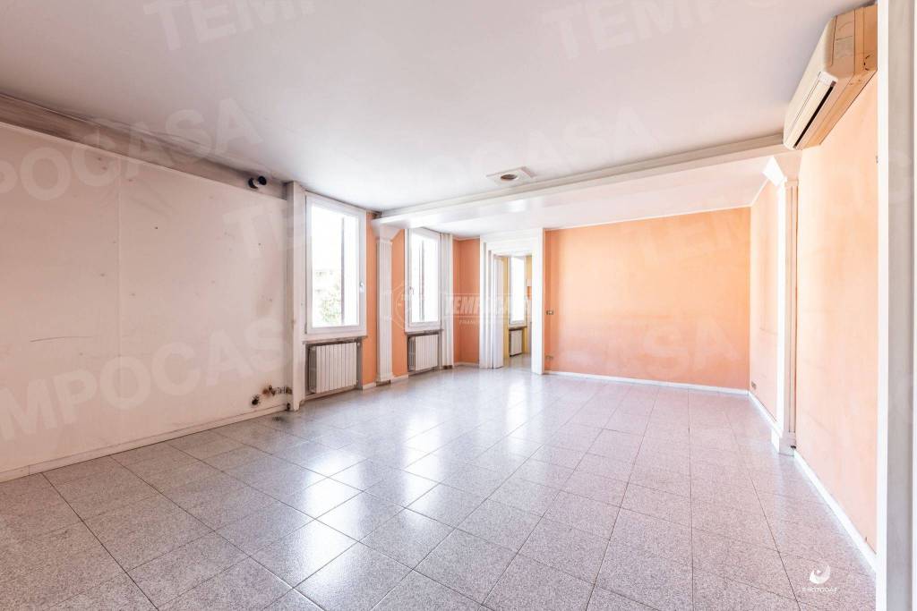Appartamento in vendita a Medesano piazzale Stazione Ff. Ss., Felegara 1/a