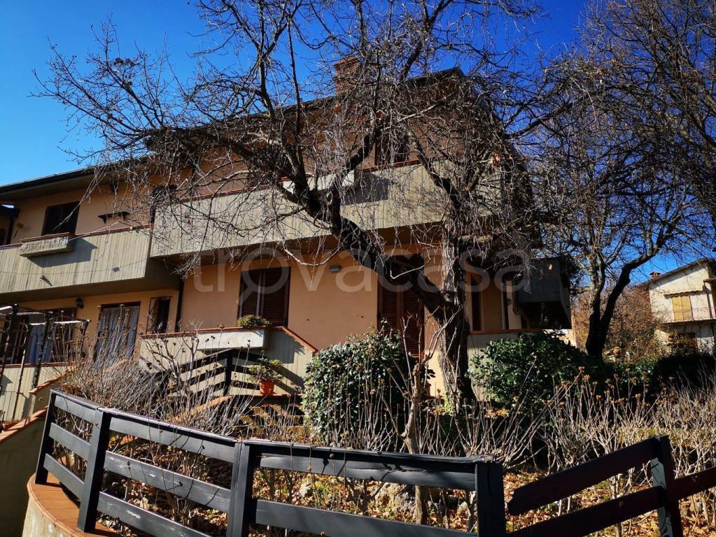 Villa a Schiera in vendita a Torrita di Siena via Giuseppe Rotelli