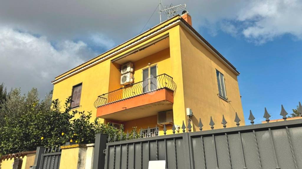 Appartamento in vendita a Roma via Giovanni Boldini
