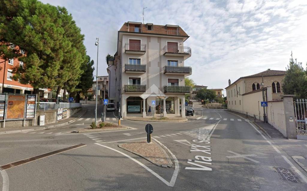 immagine annuncio 2 di 13
