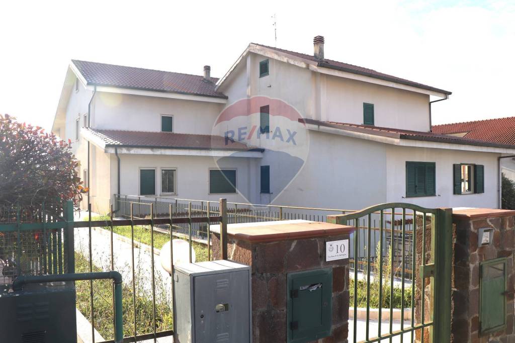 Villa a Schiera in vendita a Polla via Dell'Elogium, 10