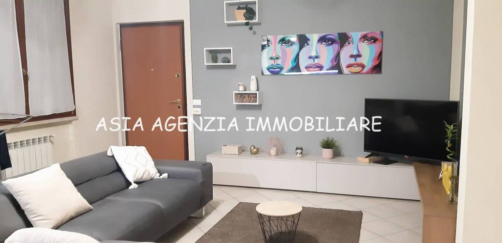 Appartamento in vendita a Quinzano d'Oglio via Camillo Benso di Cavour, 33
