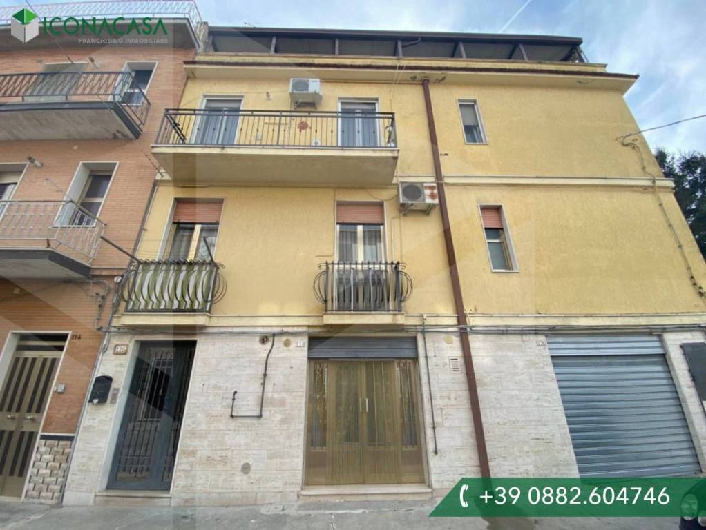 Appartamento in vendita a San Severo via Bari