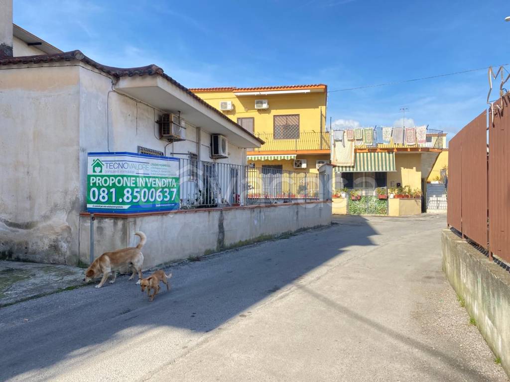 Casa Indipendente in vendita a Pompei via Corsa, 1
