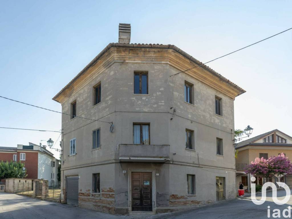 Casa Indipendente in vendita a Ponzano di Fermo via Roma, 4