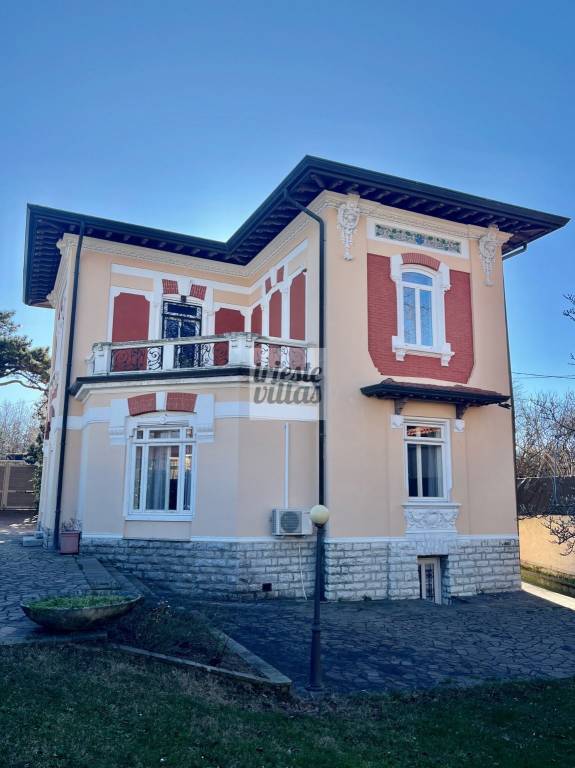 Villa in vendita a Trieste via di Prosecco, 50