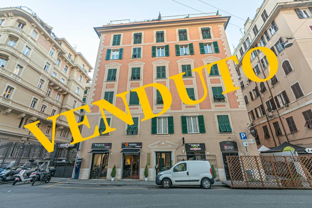 Appartamento in vendita a Genova via Giuseppe Macaggi