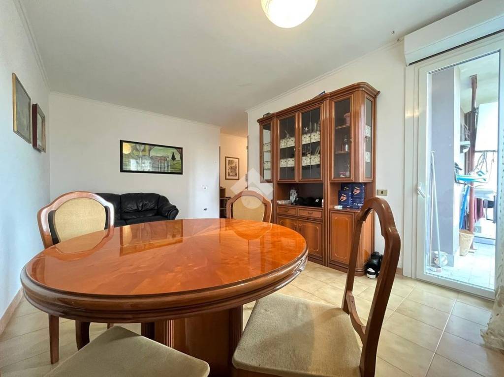 Appartamento in vendita a Monterotondo via Monte Cristallo, 00