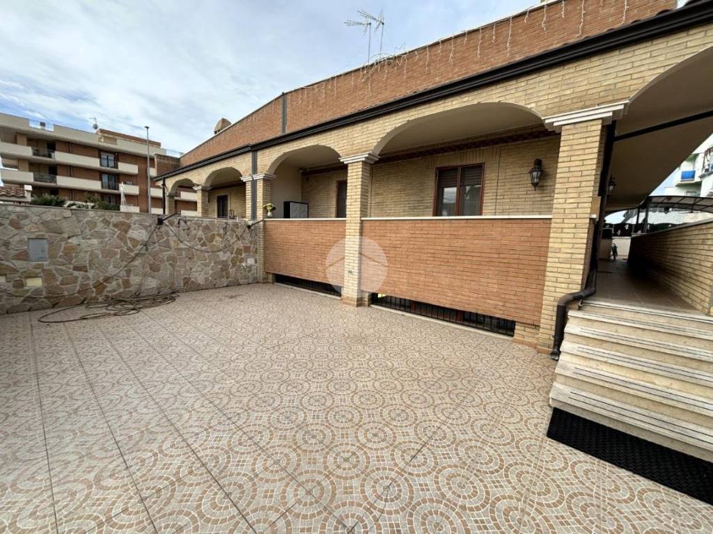 Villa a Schiera in vendita a Manfredonia via Elio Vittorini, 18