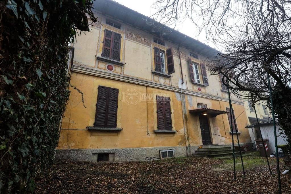 Villa in vendita a Cremona via Angelo Massarotti