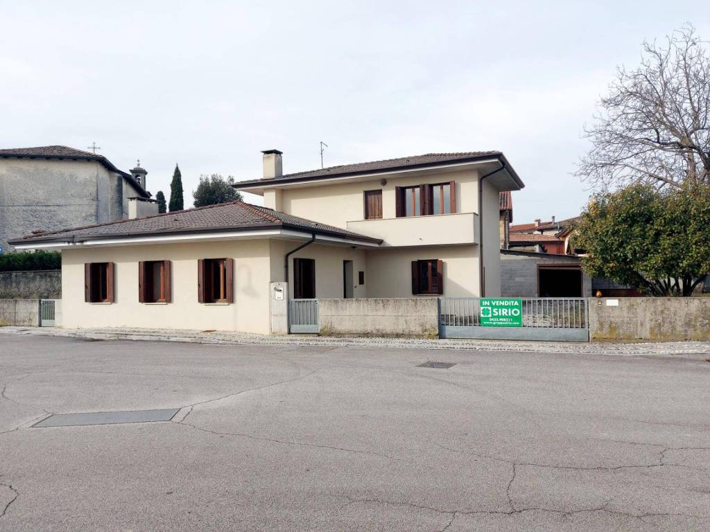 Villa in vendita a Codroipo via Palmanova, 10