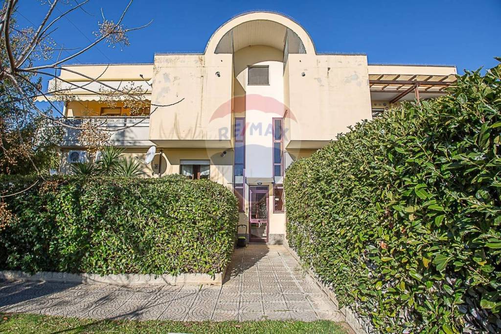 Appartamento in vendita a Città Sant'Angelo vincenzo Cilli, 30