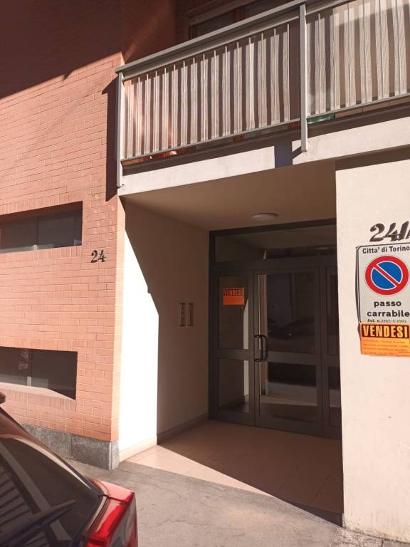 Appartamento in in vendita da privato a Torino via Vicenza, 24