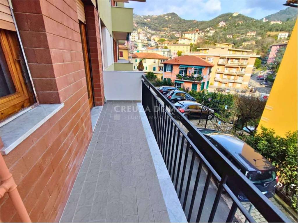 Appartamento in vendita a Rapallo via Schiappacasse