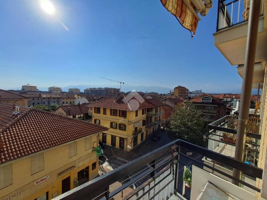 Appartamento in vendita a Ciriè via roma, 70