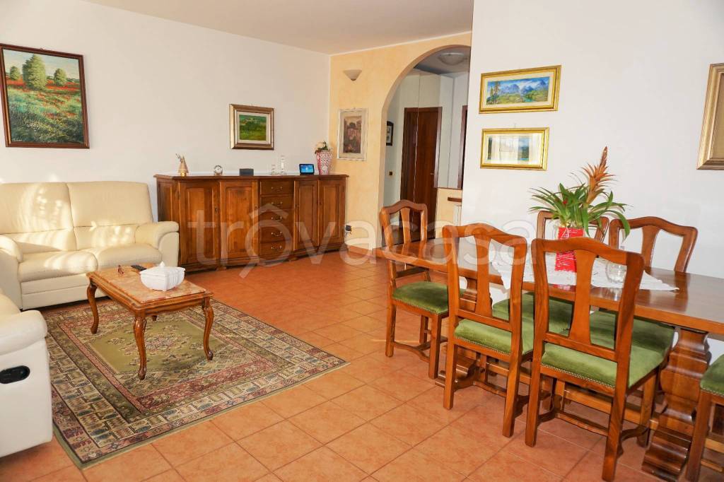 Villa a Schiera in vendita a Ceriano Laghetto via Monte Rosa
