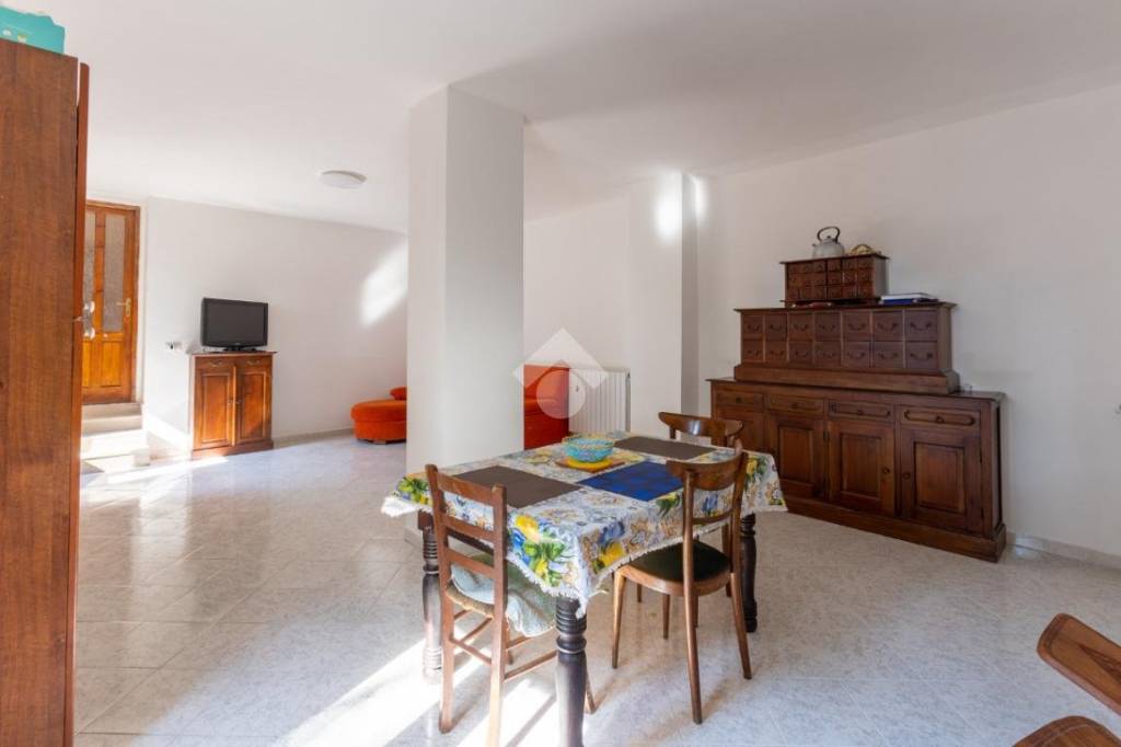 Villa in vendita a Vercelli corso Giuseppe Rigola, 122
