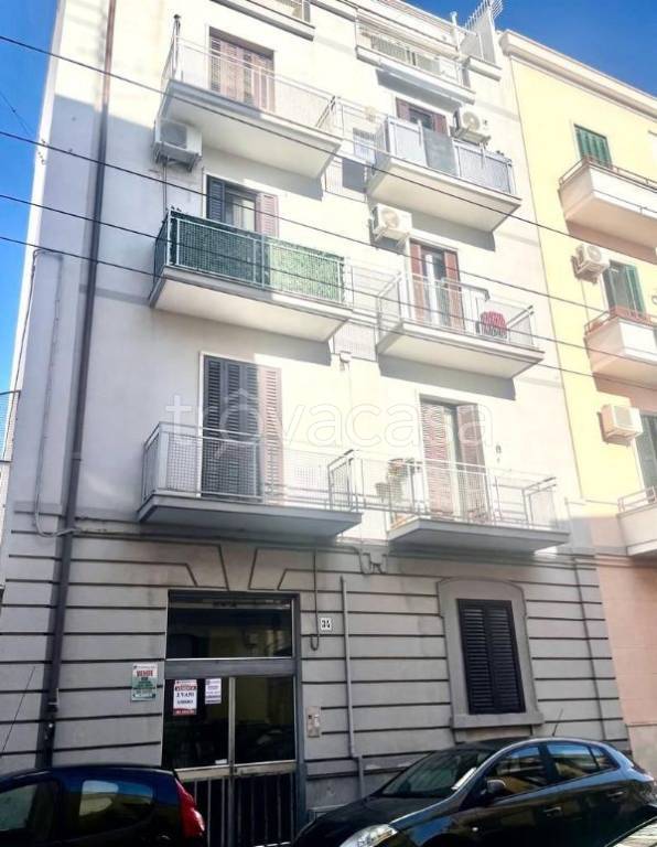 Appartamento in vendita a Bari via Maria Cristina di Savoia, 34