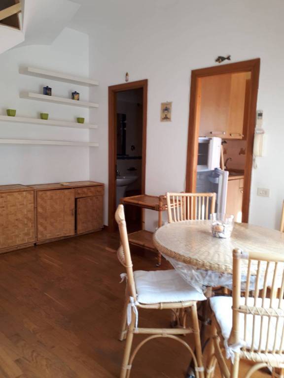 Villa a Schiera in affitto a Fiumicino viale Castellammare