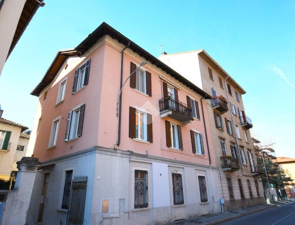 Appartamento in vendita a Como via Valleggio, 6