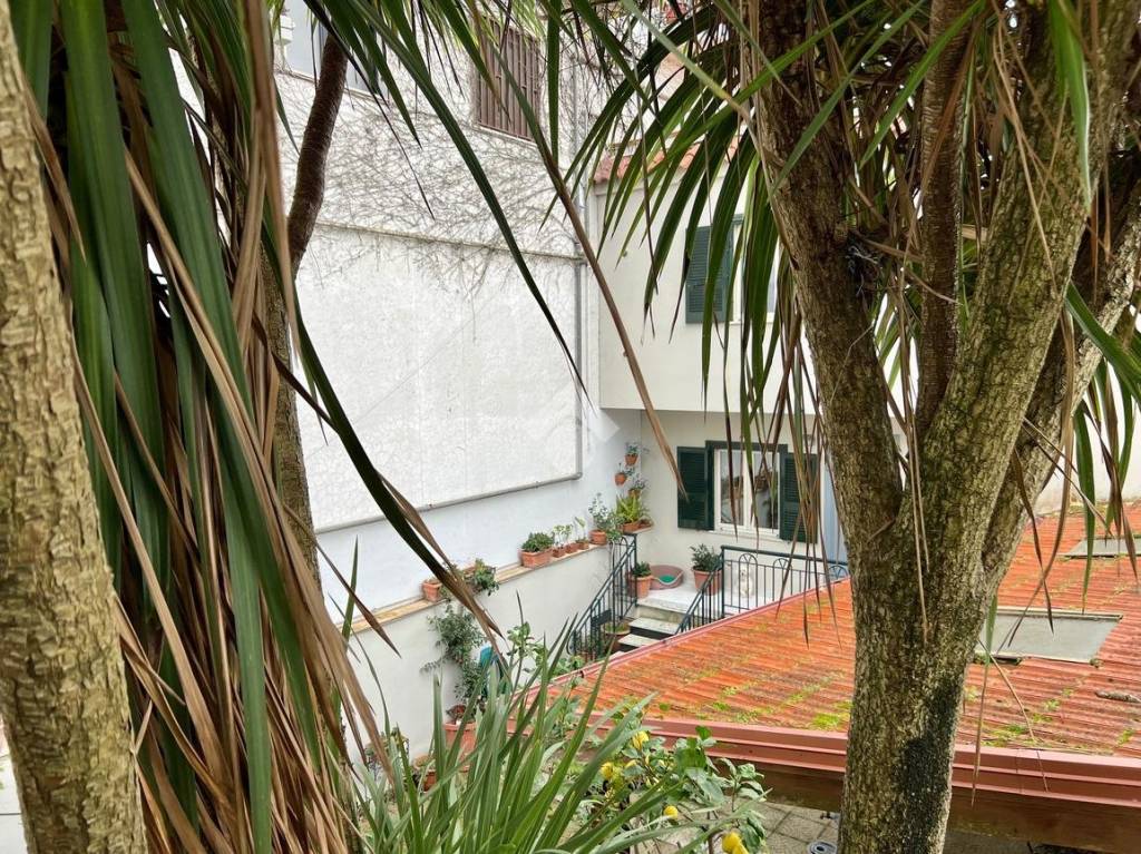 Villa in vendita a Marano di Napoli via Edificio Scolastico, 20