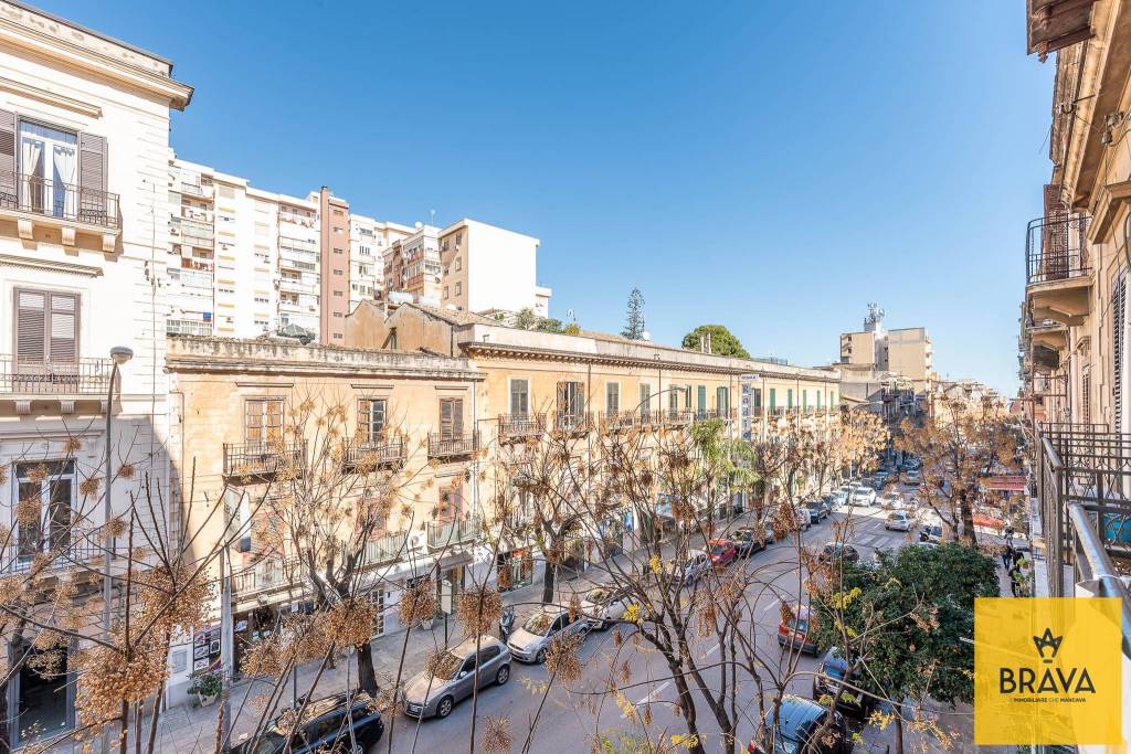 Appartamento in vendita a Palermo corso Calatafimi, 252