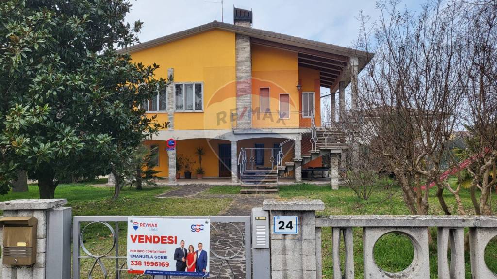 Villa in vendita a Castel Goffredo parini, 24