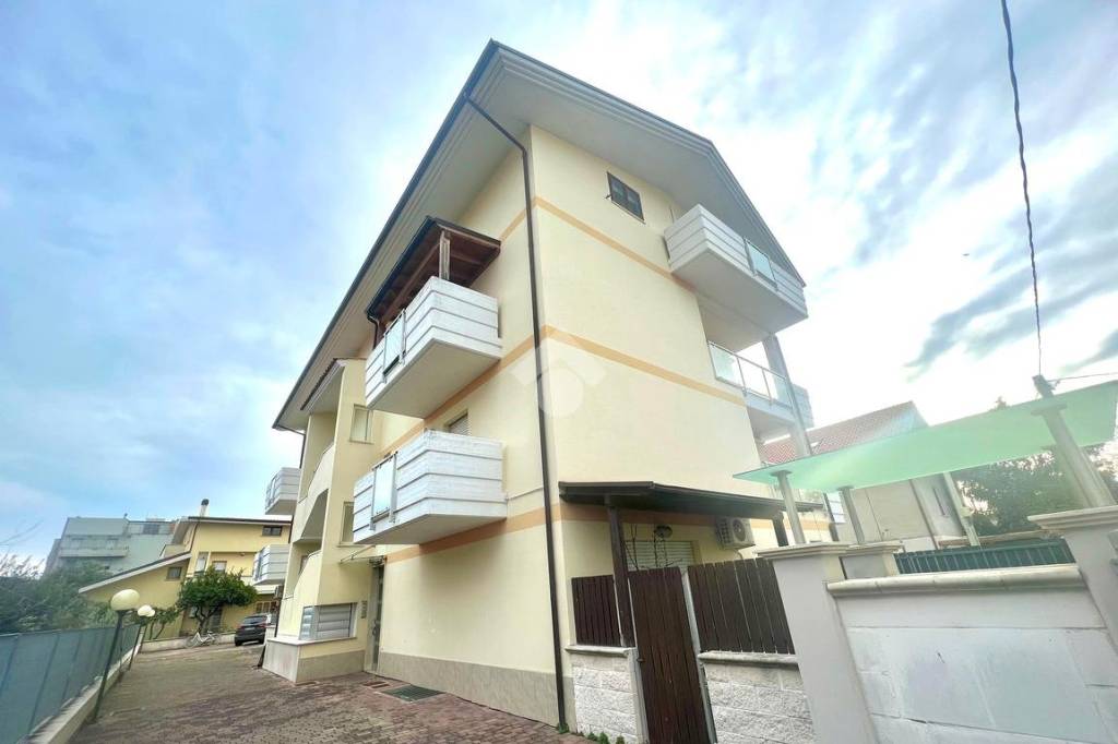 Appartamento in vendita a Pescara via Italo de Sanctis, 51