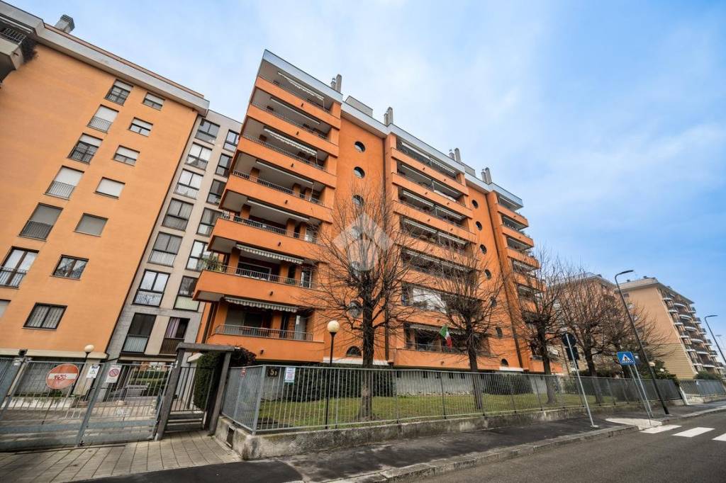 Appartamento in vendita a Milano via s. Venerio, 5