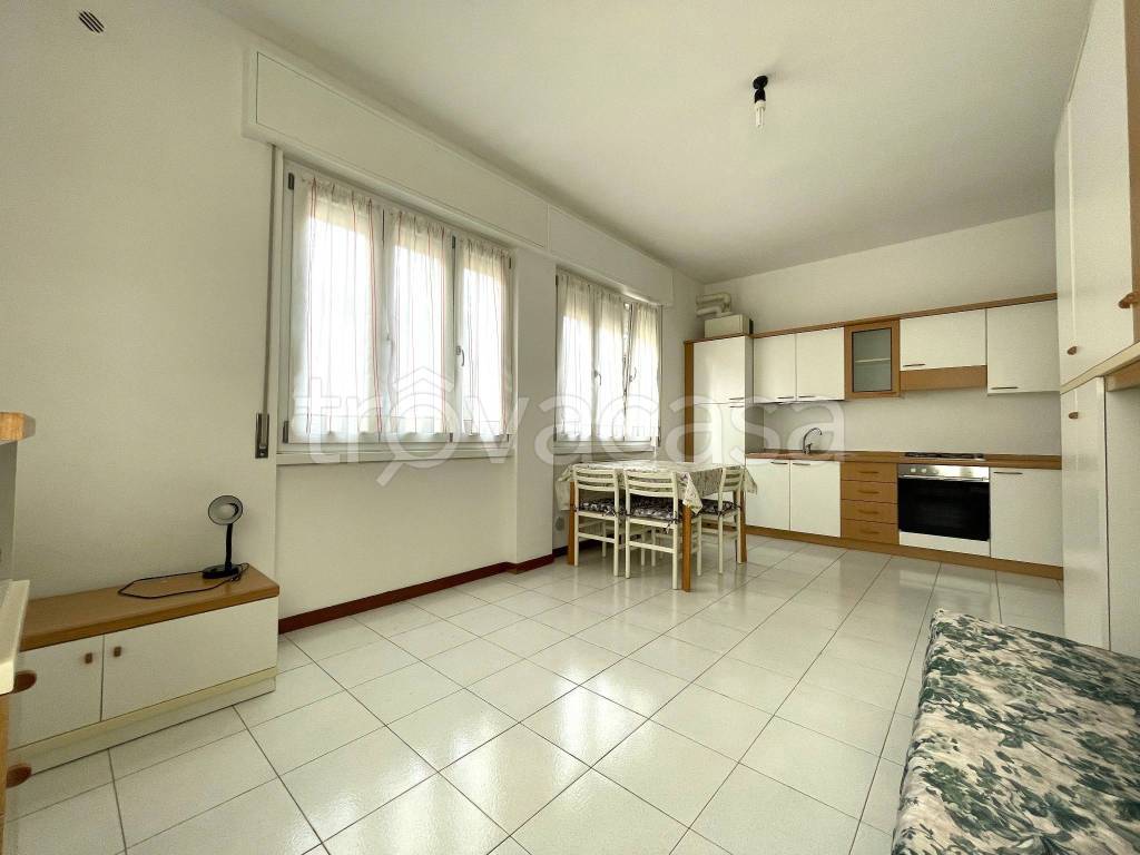 Appartamento in vendita ad Alzano Lombardo via Guglielmo Marconi, 18