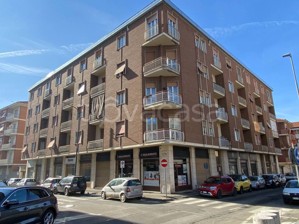 Appartamento in vendita ad Asti via Porta Romana