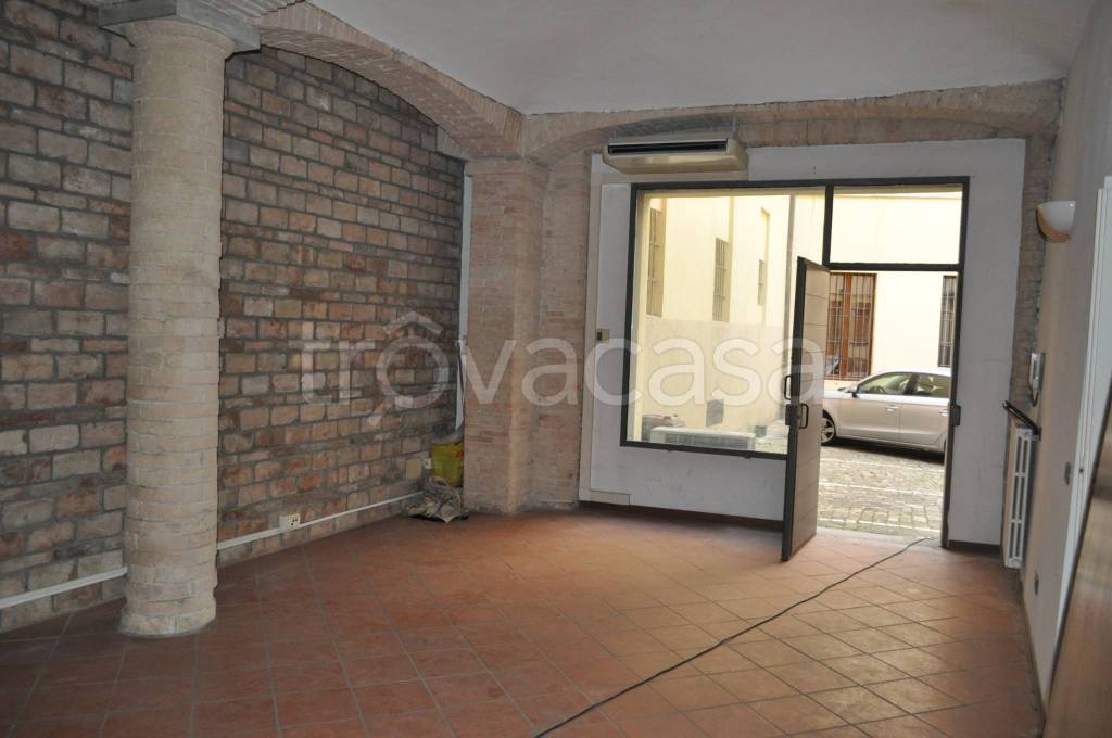Appartamento in vendita a Parma vicolo San Tiburzio