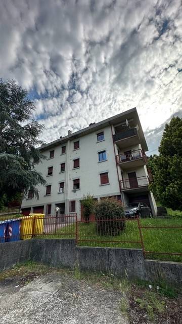 Appartamento in vendita a Salsomaggiore Terme via Caduti di Cefalonia e Corfù, 18