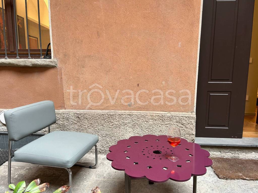 Appartamento in vendita a Milano via Alessandro Volta, 4