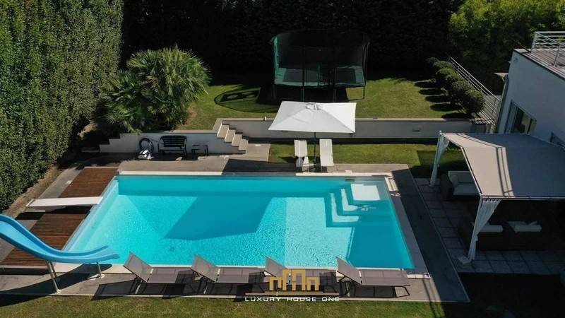 Villa in vendita a Trezzano sul Naviglio via Giuseppe Verdi, 2