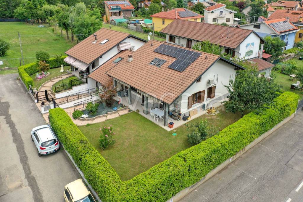 Villa a Schiera in vendita a Val della Torre via Alpignano, 31